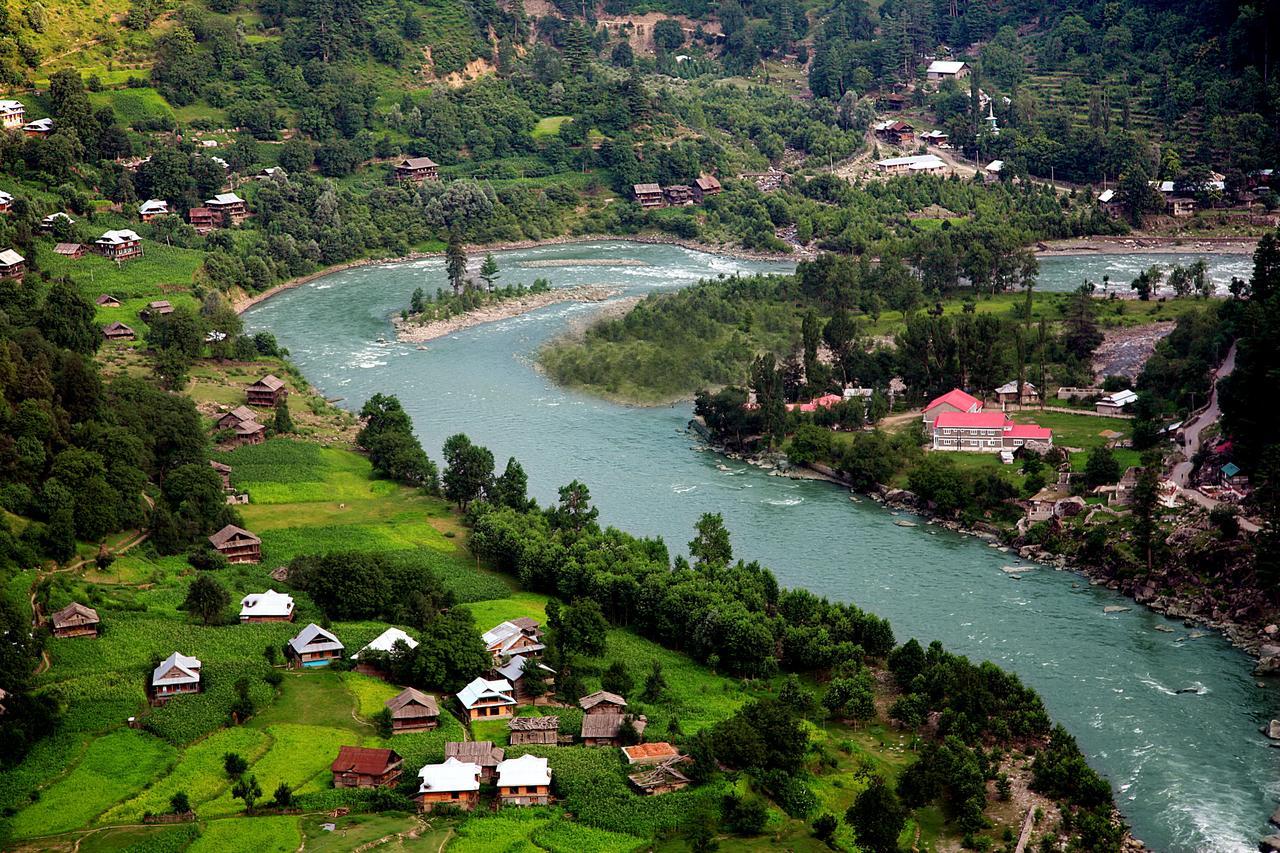 Keran Resort Exterior foto